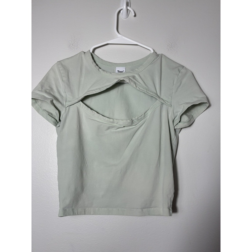 Aritzia TNA Short Sleeve Cropped Cotton Tee Sz M Peekaboo In Front Casual